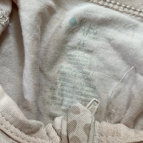 VGUC/EUC Zippered Romper in Small Blush Leopard 2T 🪁
